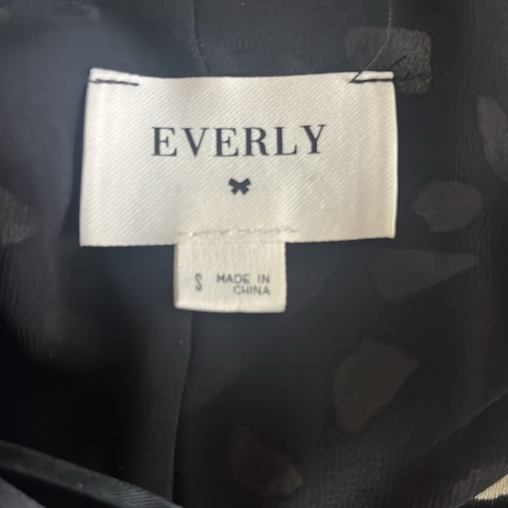 AVERLY Spot On A-Line Midi Dress - Picture 12 of 13